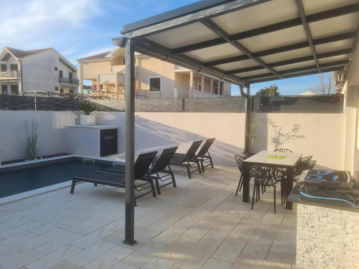Villa Maris Nin Exteriör bild